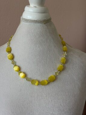 Yellow Faceted Bead Necklace - Classic Womens Jewelry